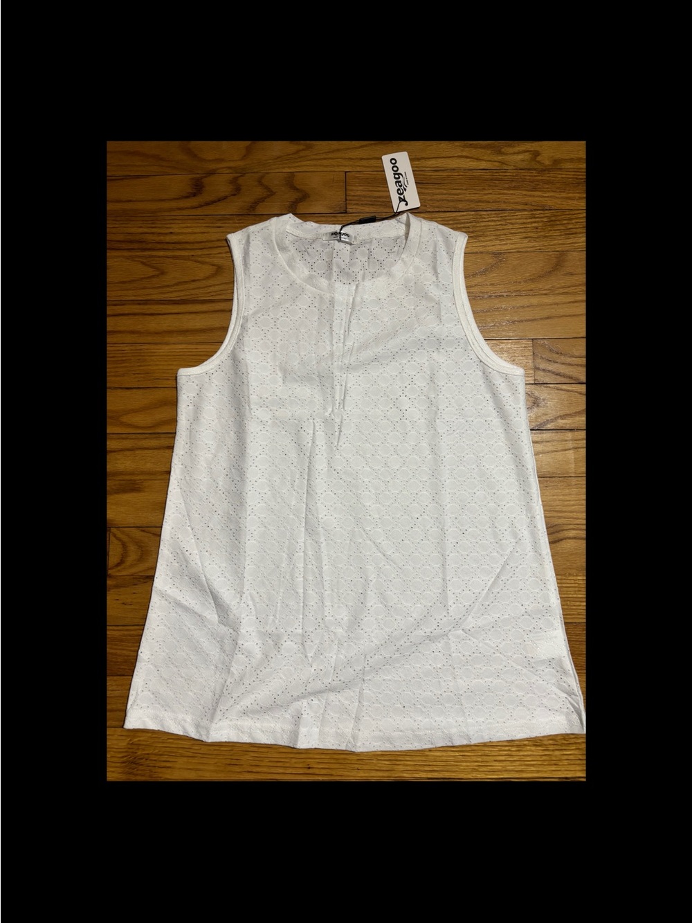 Zeagoo Women’s White Knit  Sleeveless Top Size Small NEW!!